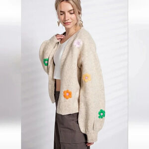 New! Easel Flower Floral Embroidered Knitted Khaki Cardigan
